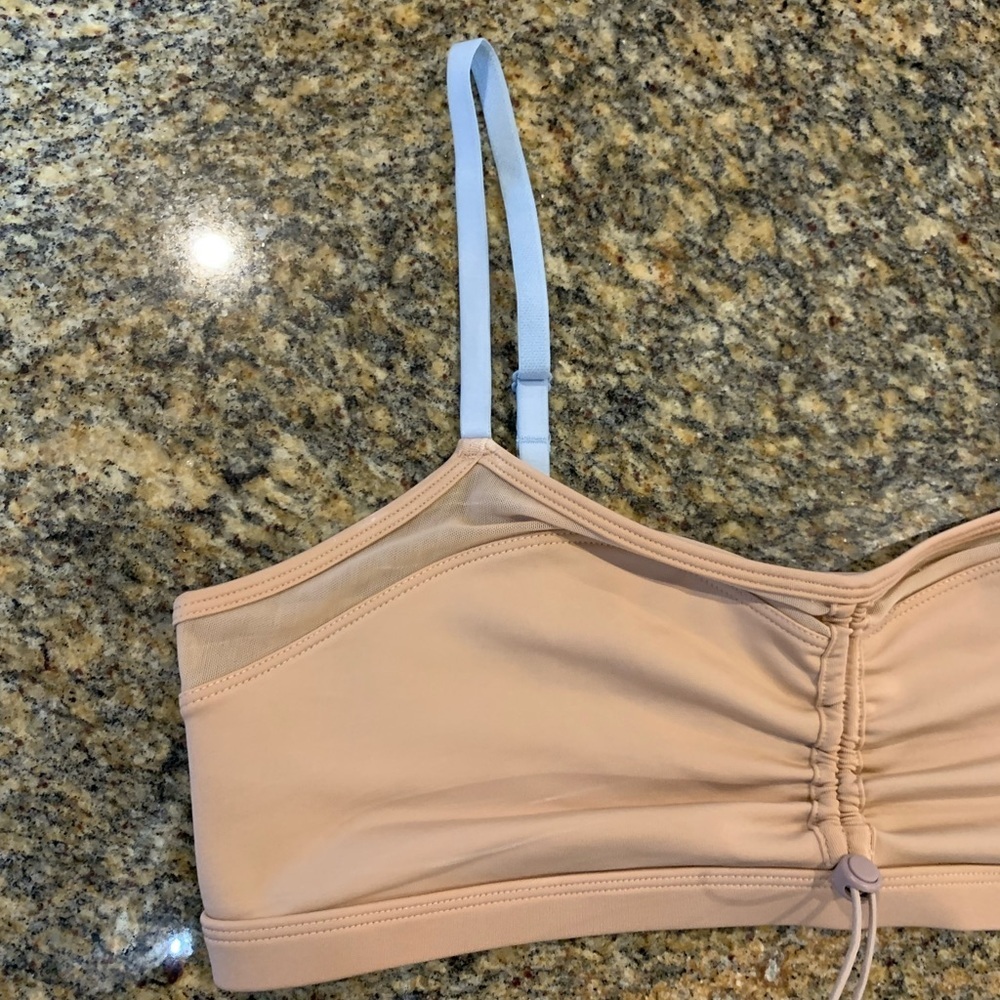 Fabletics MAKAYLA LOW-IMPACT SPORTS BRA NWT Size Large - Picture 3 of 9